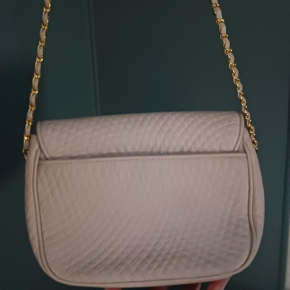 Giani Bernini Crossbody Purse Pink/ Gold - Picture 4 of 9